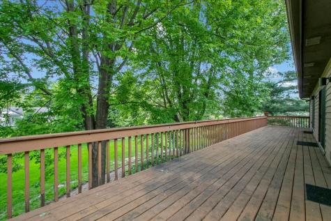 90 Briargate Road Cary IL 60013