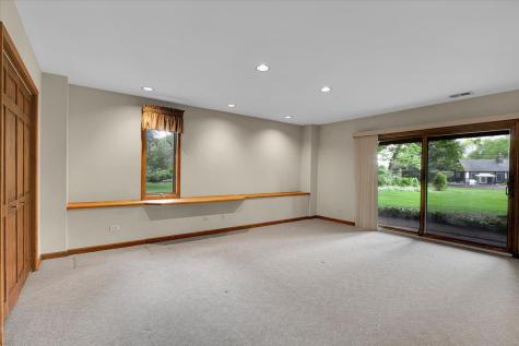 90 Briargate Road Cary IL 60013