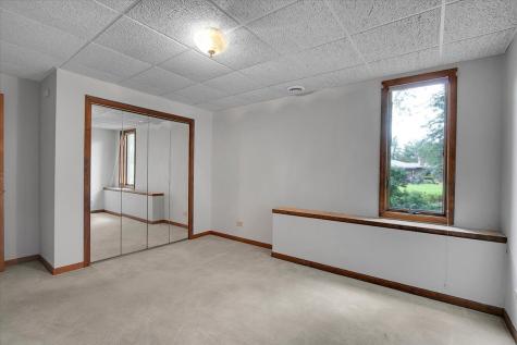 90 Briargate Road Cary IL 60013