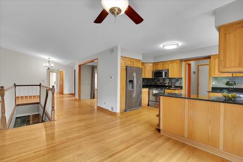 90 Briargate Road Cary IL 60013