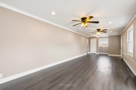 9435 South 78th Avenue Hickory Hills IL 60457