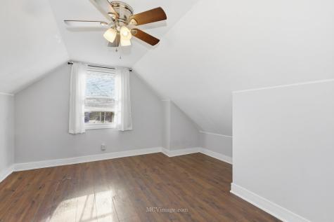 9435 South 78th Avenue Hickory Hills IL 60457