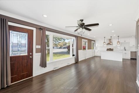 9435 South 78th Avenue Hickory Hills IL 60457