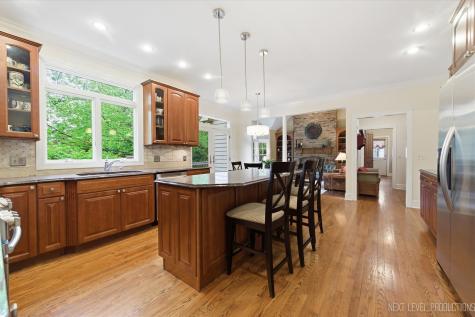1005 Stonehedge Road St. Charles IL 60174