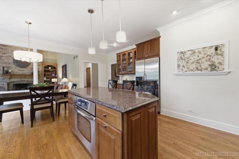1005 Stonehedge Road St. Charles IL 60174