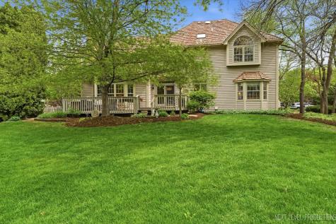 1005 Stonehedge Road St. Charles IL 60174