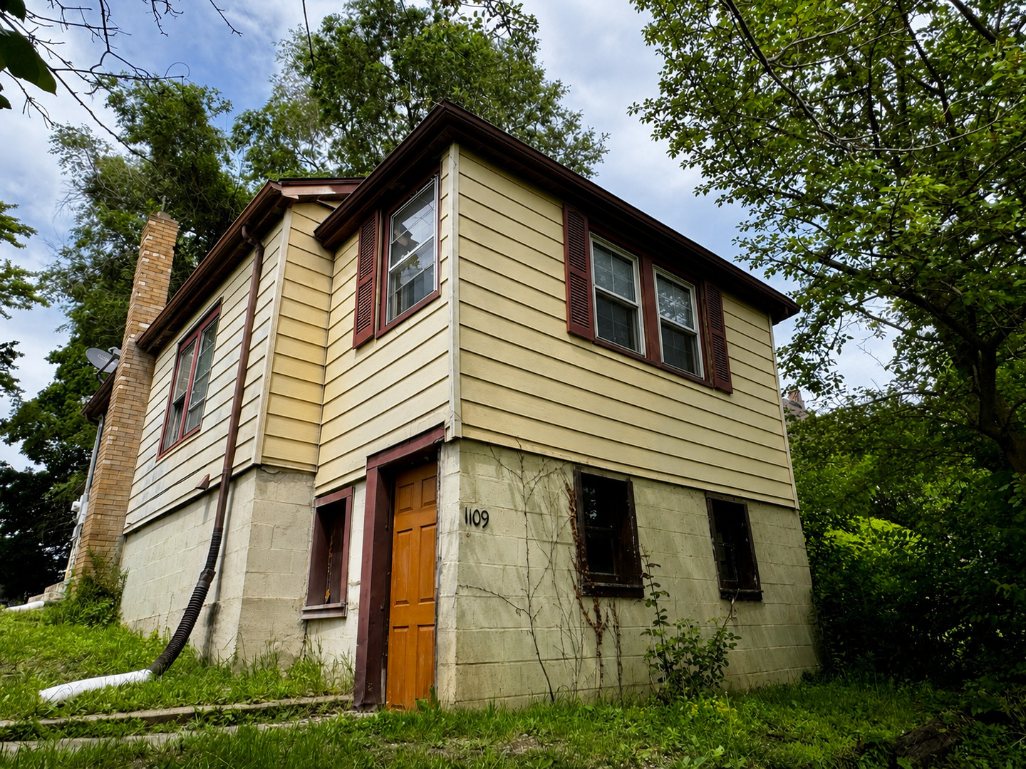 1109 4TH Street Lasalle IL 61301