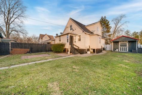 14446 Des Plains Street Harvey IL 60426