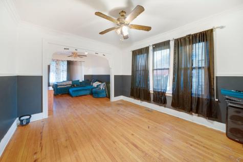 14446 Des Plains Street Harvey IL 60426