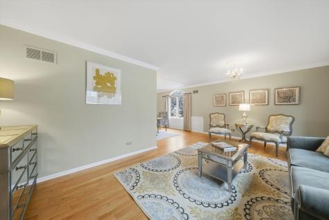 320 West Russell Street Barrington IL 60010