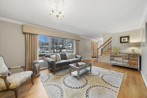 320 West Russell Street Barrington IL 60010