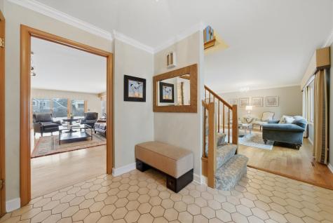 320 West Russell Street Barrington IL 60010