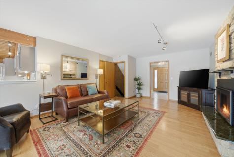 320 West Russell Street Barrington IL 60010