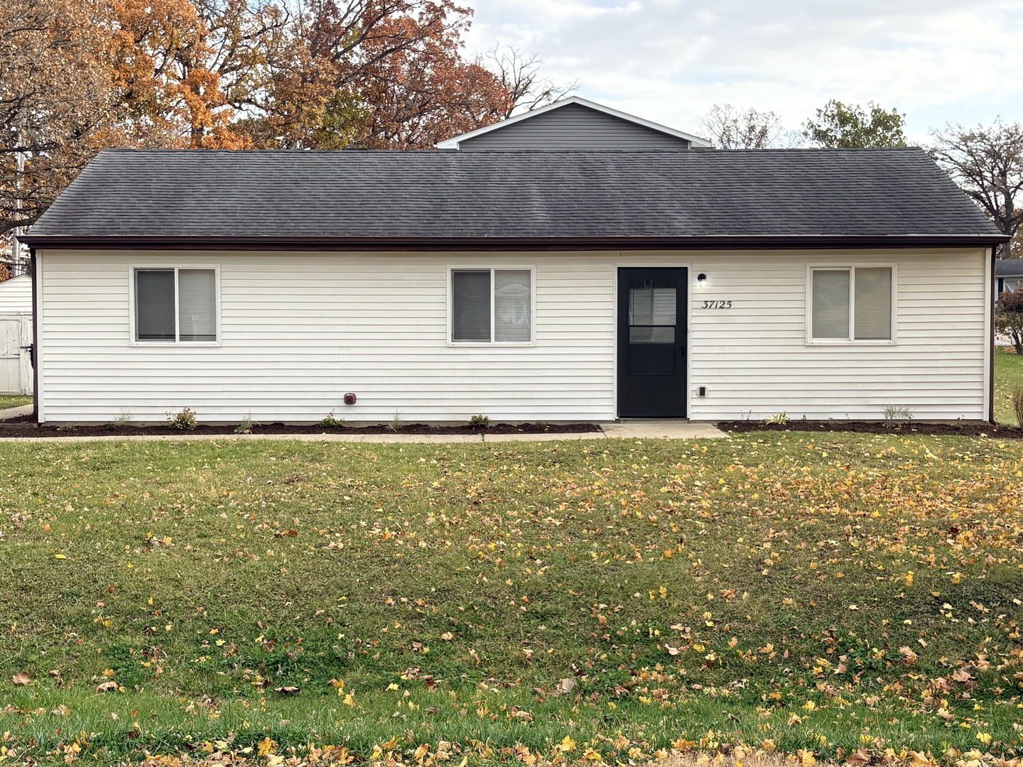 37125 North Summerfield Drive Lake Villa IL 60046