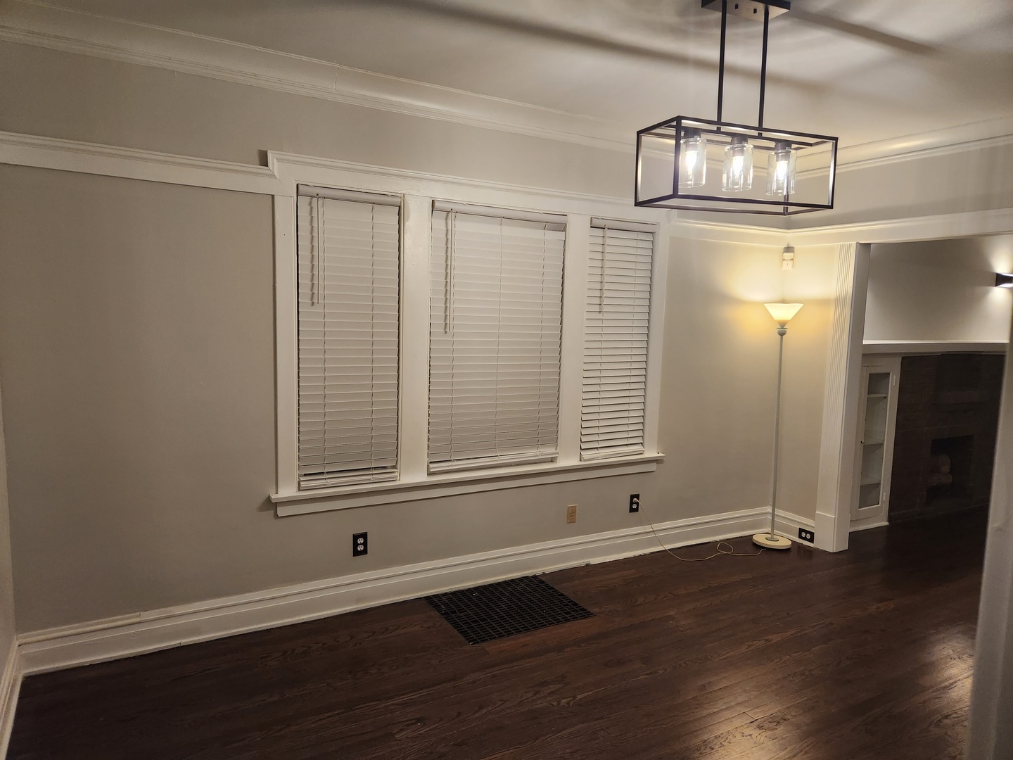 7443 South Wabash Avenue Chicago IL 60619