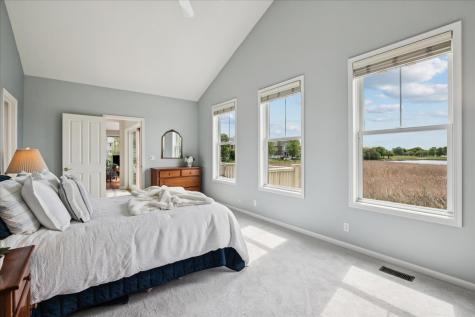 1369 Calamus Lane Grayslake IL 60030