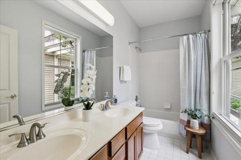 1369 Calamus Lane Grayslake IL 60030