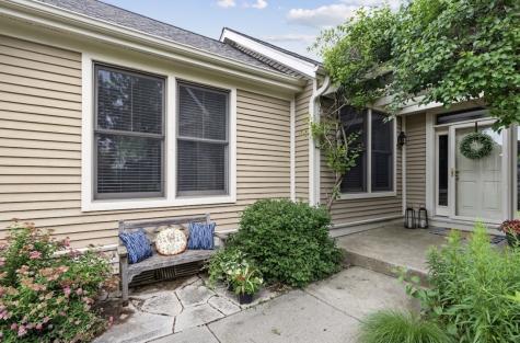 1369 Calamus Lane Grayslake IL 60030