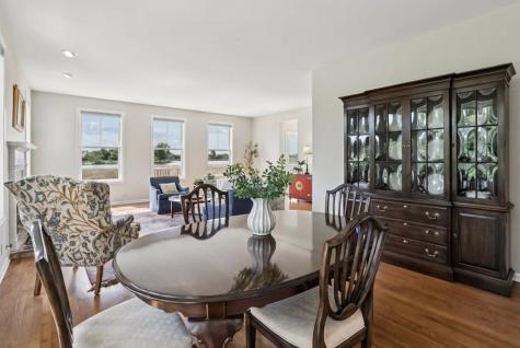 1369 Calamus Lane Grayslake IL 60030