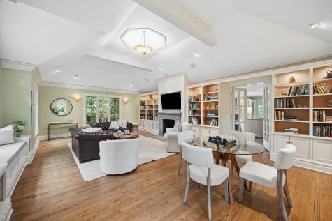 500 Maple Street Winnetka IL 60093