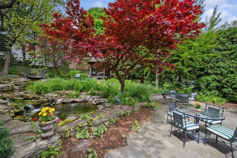 500 Maple Street Winnetka IL 60093