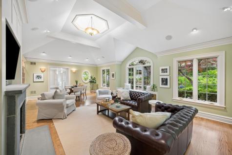 500 Maple Street Winnetka IL 60093