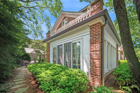 500 Maple Street Winnetka IL 60093