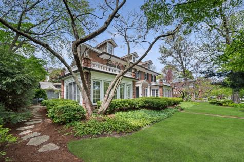 500 Maple Street Winnetka IL 60093
