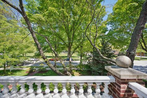 500 Maple Street Winnetka IL 60093
