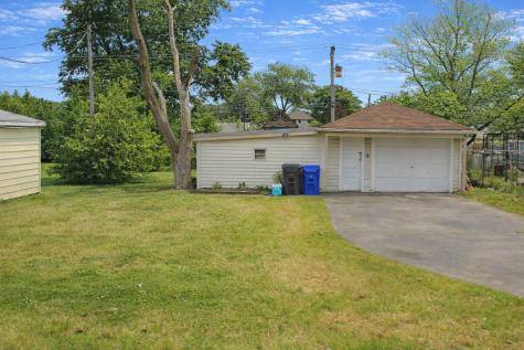 4627 Custer Avenue Lyons IL 60534