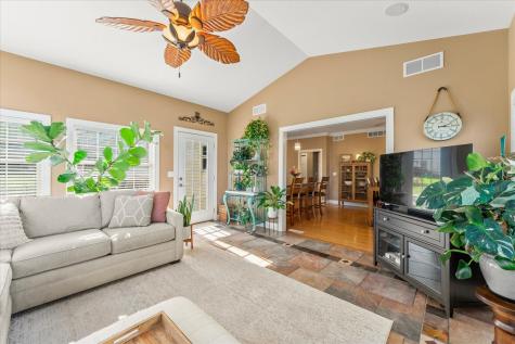 704 Hawk Drive Mahomet IL 61853