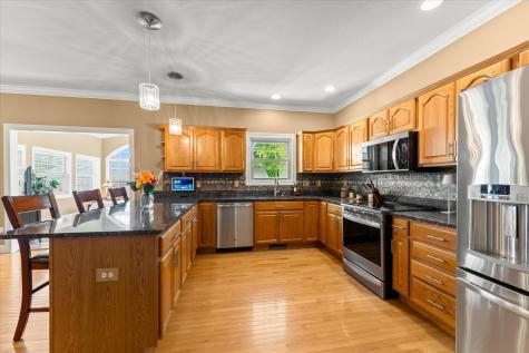 704 Hawk Drive Mahomet IL 61853