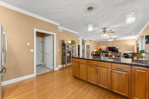 704 Hawk Drive Mahomet IL 61853