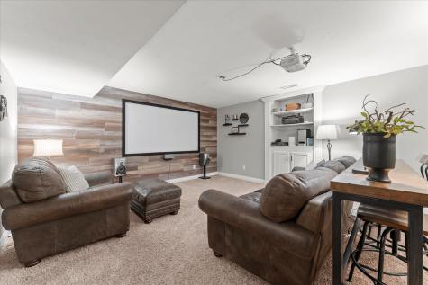 704 Hawk Drive Mahomet IL 61853
