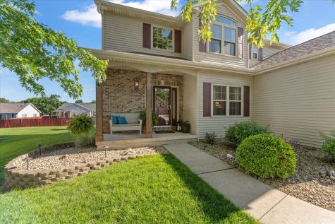 704 Hawk Drive Mahomet IL 61853