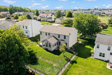 704 Hawk Drive Mahomet IL 61853