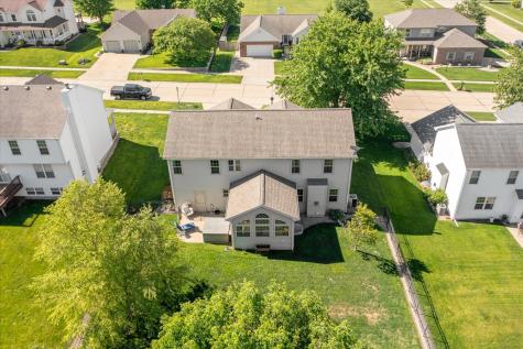 704 Hawk Drive Mahomet IL 61853