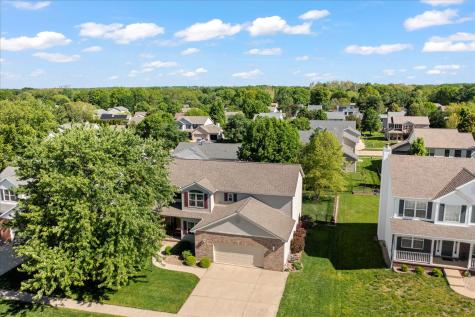 704 Hawk Drive Mahomet IL 61853