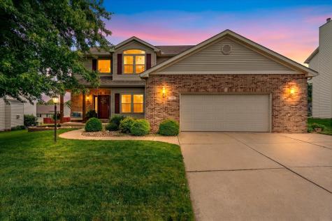 704 Hawk Drive Mahomet IL 61853