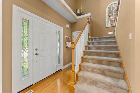 704 Hawk Drive Mahomet IL 61853