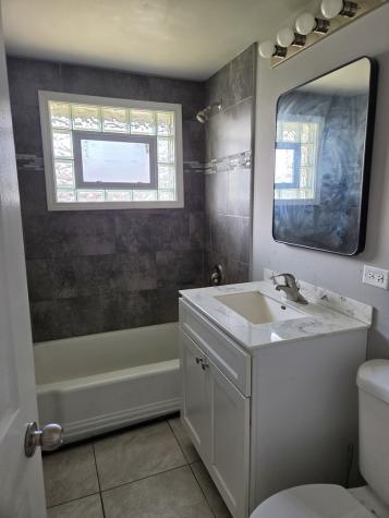 3949 168TH Place Country Club Hills IL 60478