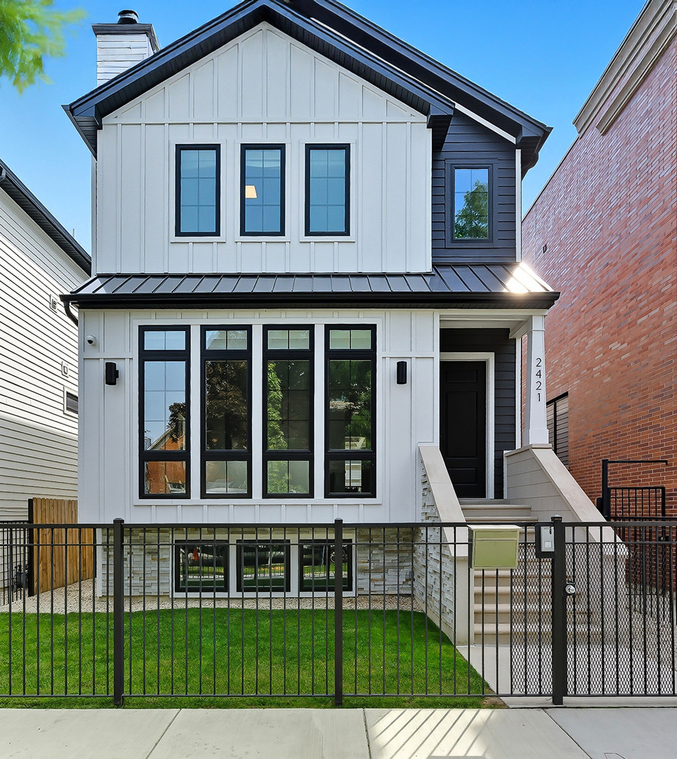 2421 West Belden Avenue Chicago IL 60647