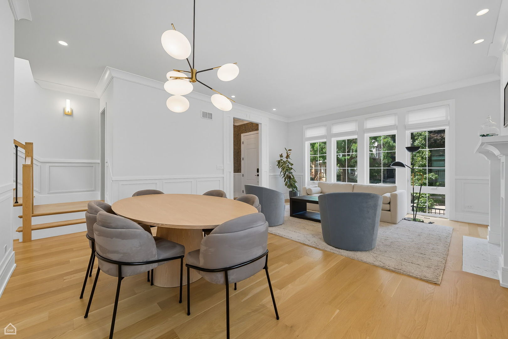 2421 West Belden Avenue Chicago IL 60647
