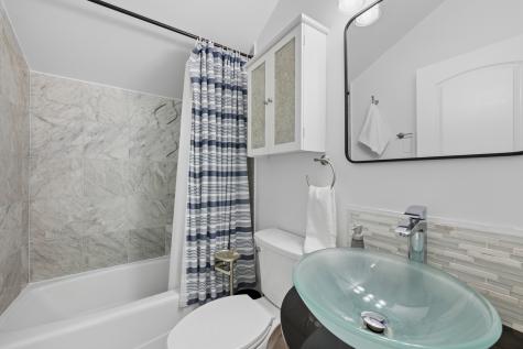623 West Drummond Place Chicago IL 60614