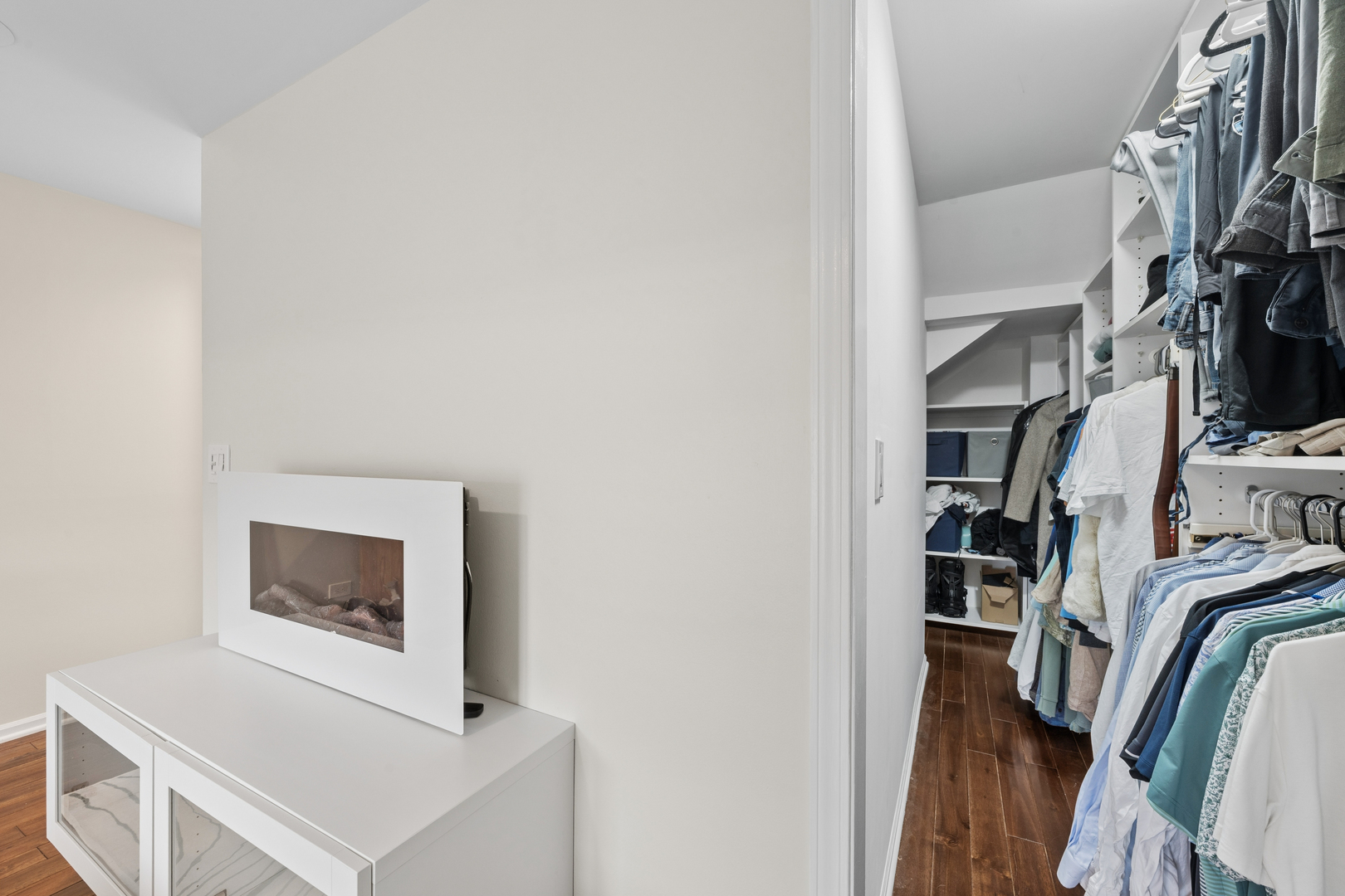 623 West Drummond Place Chicago IL 60614