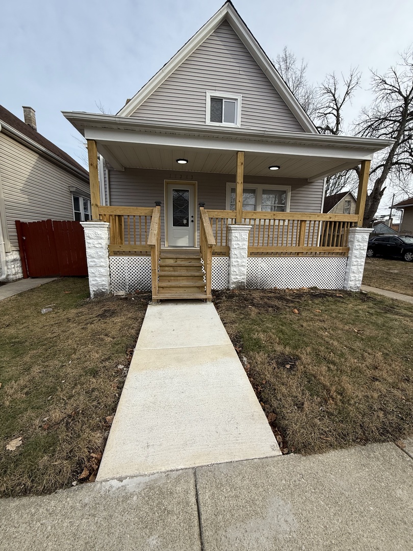 11243 South Eggleston Avenue Chicago IL 60628