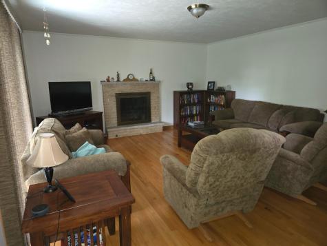18W193 Holly Avenue Darien IL 60561