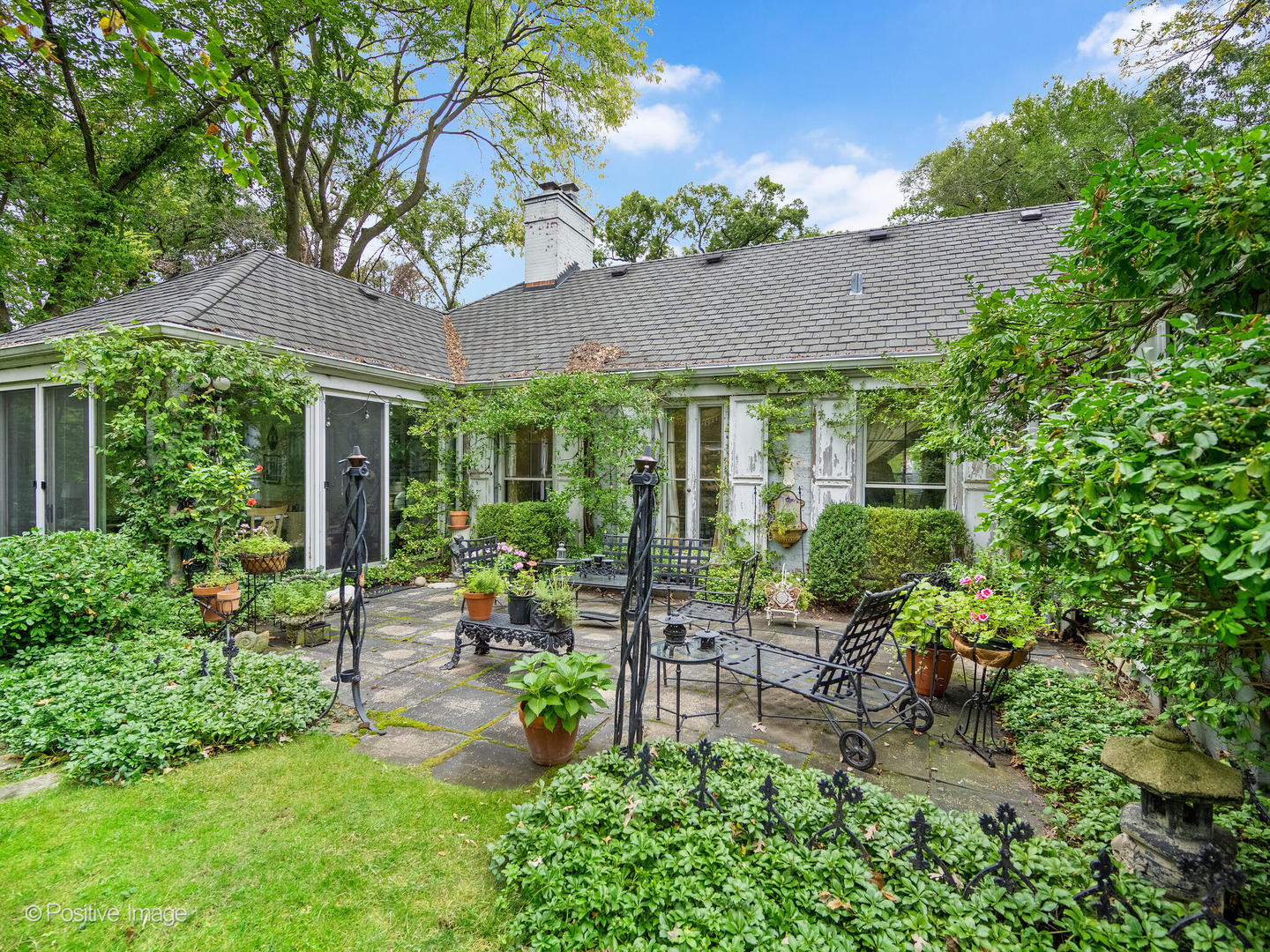 704 Bittersweet Lane Hinsdale IL 60521