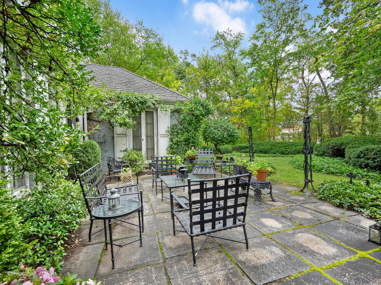 704 Bittersweet Lane Hinsdale IL 60521