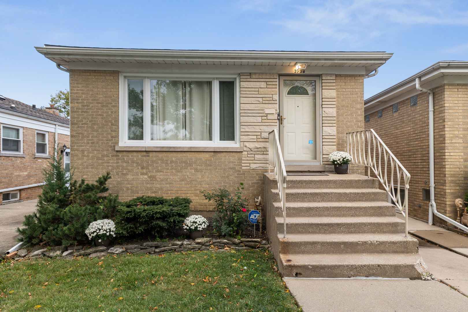 3738 North Lockwood Avenue Chicago IL 60641